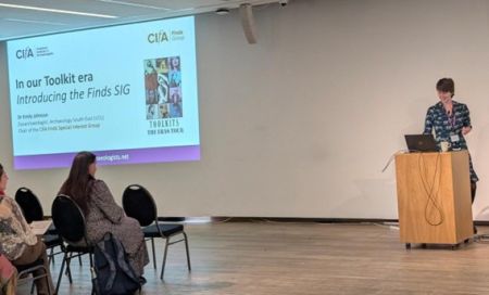 Emily Johnson giving her opening talk about CIfA Finds Group and CIfA Toolkits. Photo credit: Gulfareen